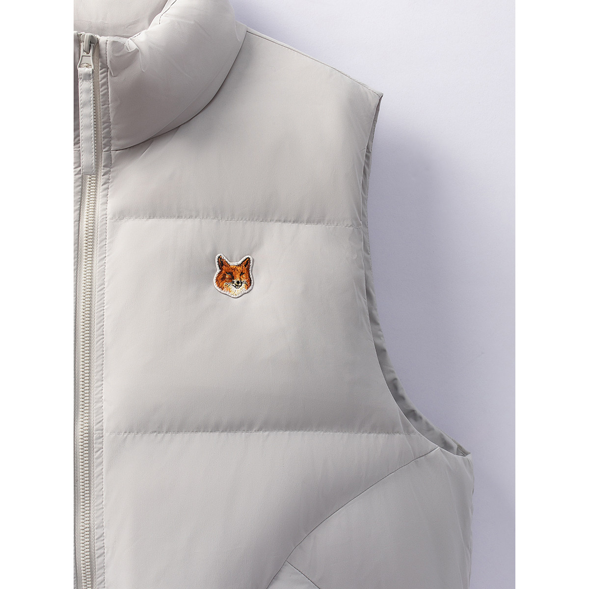 穿caser凯撒暖姜轻肤绒男士背心真的暖和吗？2026冬季必备款