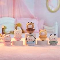 Popular cute pet tumbler resin ornaments cute desktop girl decompression office decoration dolls