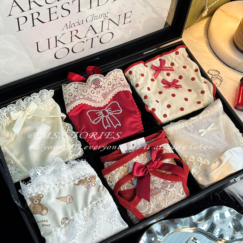 Fugitive Princess* Cute Girl Pure Desire Style Sexy Breathable Lace Panties Women's Cotton Crotch Hip-Hugging Breathable Briefs Fugitive Princess* Cute Girl Pure Desire Style Sexy Breathable Lace Panties Women's Cotton Crotch Hip-Hugging Breathable Briefs