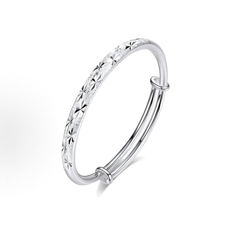 Gypsophila Bracelet for Women, Light Luxury Bracelet, New Niche Style for Young People, Birthday Gift for Girlfriend, Best Friend, Wife