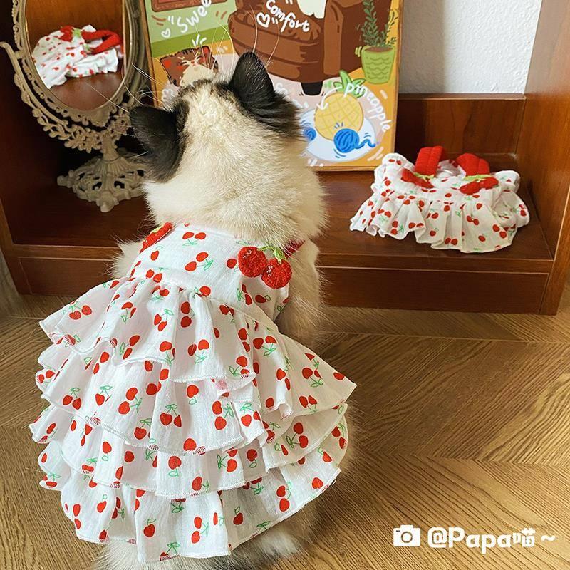 Cats and Dogs Can Breathe in the Sweet Cherry Cake Dress Pet Clothing Made of Cotton Gauze for Spring and Summer, Suitable for Teddy and Ragdoll