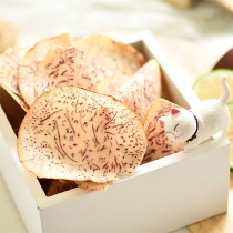 Taro crisps salt pepper and lime flavor fresh-cut dried taro slices crispy raw-cut taro chips healthy snacks