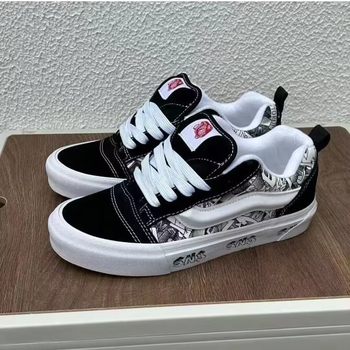 Kun Skool Black and White Cashew Flower Bread Shoes Ono Bubble Mart Potato Shoes Sneakers Men and Women Shoes