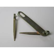 Through-panel door latch old-fashioned wooden door door buckle anti-theft door lock buckle chain buckle old-fashioned nose door bolt door lock iron