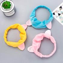 Wash your face take a shower and wear a hairband. Korean hairband a washband a hairband a hair cover a facial mask a simple headband a headband a headband