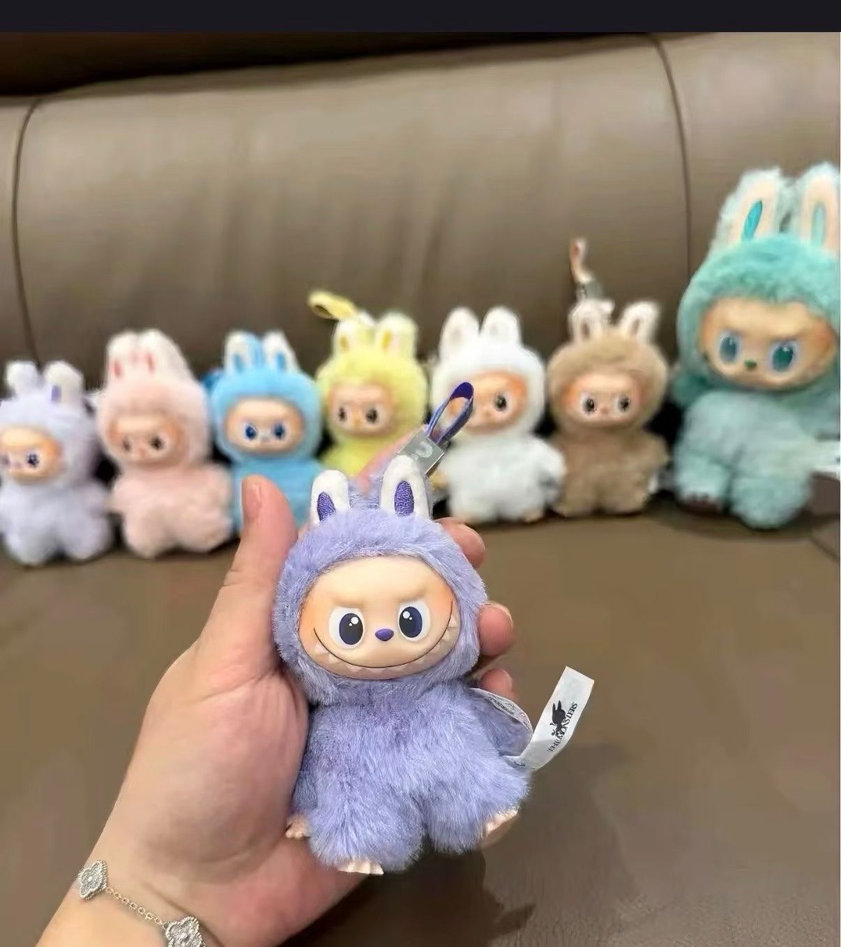 迷你版Labubu来了，泡泡马特总裁带货发布会新品曝光