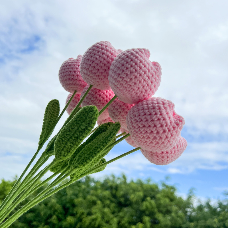 Wool Tulip Artificial Flowers, Hand-Crocheted Finished Product, Mother's Day and Women's Day Gift for Best Friend