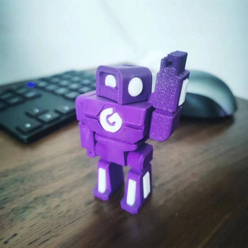 Personalized and Creative Internet-Famous Movable Robot Toy Keychain for Men and Women, Cartoon Robot Pendant Ornament