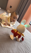 Douyins same dancing bunny baby toy for infants and young children to practice raising their heads turning over and crawling with sound and moving childrens gifts