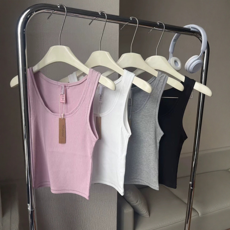 Popular Skims Official Factory Ribbed U-Neck Camisole Slim Fit Inner Wear Outerwear Sports Crop Top in Multiple Colors Popular Skims Official Factory Ribbed U-Neck Camisole Slim Fit Inner Wear Outerwear Sports Crop Top in Multiple Colors