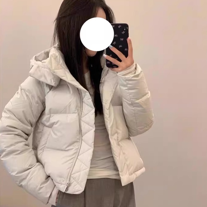 Gq Lulu Same Style Wunder Puff Puff Four-Panel down Jacket with Hood, Fluffy White Duck down Short Coat
