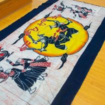 Guangxi ethnic minority customs and characteristic B&Bs hotels decoration paintings Zhuang murals batik paintings