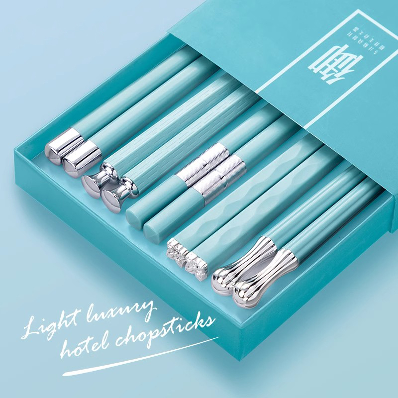 Japanese Imported High-Quality Alloy Chopsticks for Home Use, Mold-Resistant, Non-Slip, High-Temperature Resistant, Individual Chopsticks for Each Person, Family Chopsticks Tableware