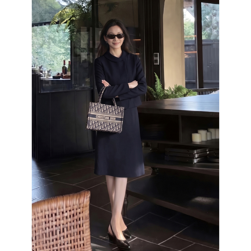 Maudi Fragrance Family Autumn New Elegant and Sophisticated Slimming Dress + Small Jacket Set 8459 Maudi Fragrance Family Autumn New Elegant and Sophisticated Slimming Dress + Small Jacket Set 8459
