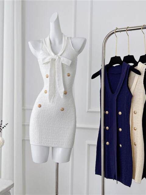 French-Style Chanel-Inspired Sleeveless Knit Dress for Women, New Summer and Autumn Model, Elegant Short Dress with a Slim Waist and Bodycon Fit