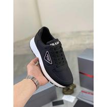 (Fashion big brand) sneakers mens shoes mens casual sports shoes triangle logo letter loo flat white shoes