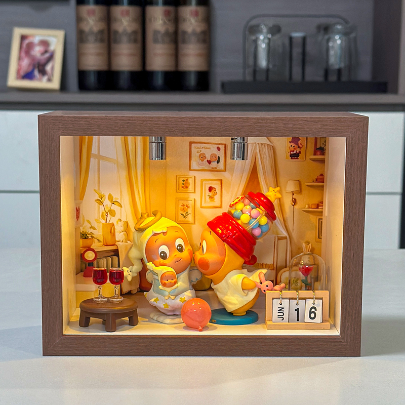 Bubble Mart Star Man Heartbeat Series Blind Box Display Box DIY Scenery with Light Storage Photo Frame Picture Frame