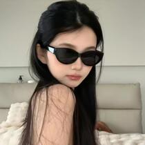 2024 European and American cat-eye sunglasses for women high-sensitivity face-showing small anti-UV sunscreen polarized sunglasses for men