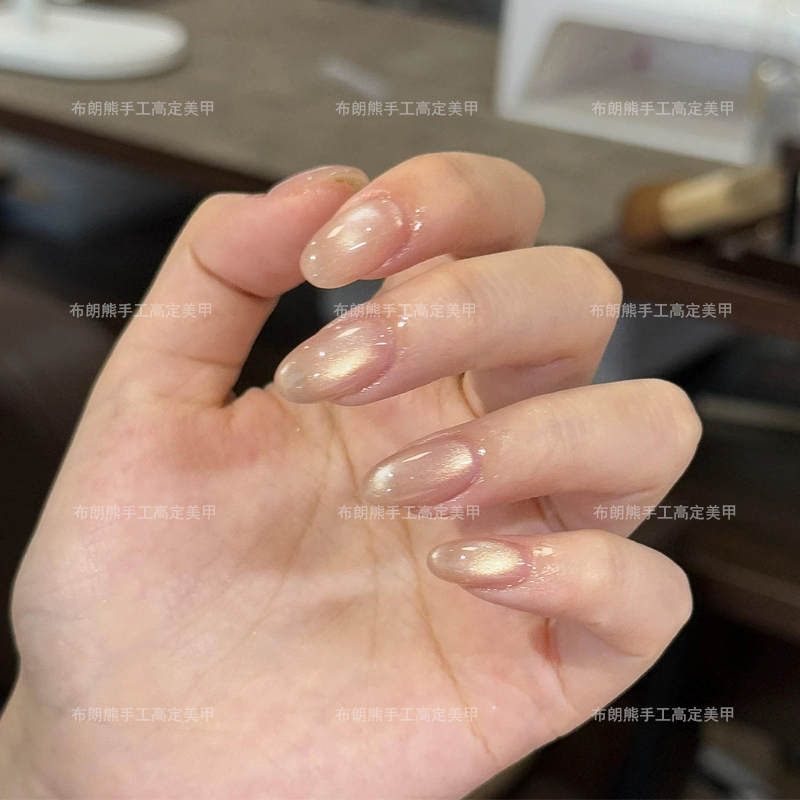 Light Wheel Cat Eye Whitening Effect Nail Art Handmade Wearable Nails 2026 New High-End Dopamine Style Finished Fake Nail Stickers