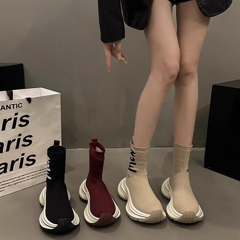 High-Top Socks and Shoes for Women Spring Single Boots 2025 New Elastic Fly Knit Socks Boots Sports and Leisure Dad Thick-Soled Short Boots