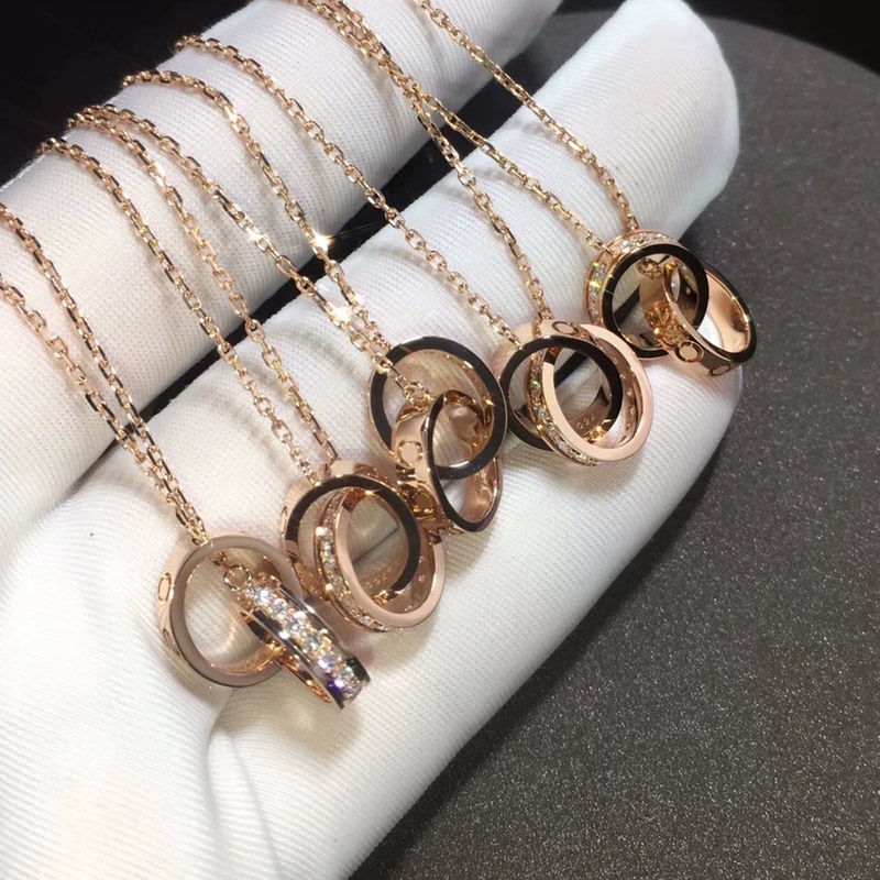 Pair of Full Diamond Cake Necklace Rose Gold Round Cake Pendant 18K Accessible Luxury Niche Design Classy Double Ring Clavicle Chain