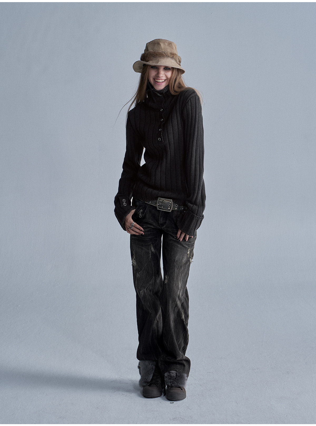wear And tear Multi-Pocket Zip Straight-Leg Jeans