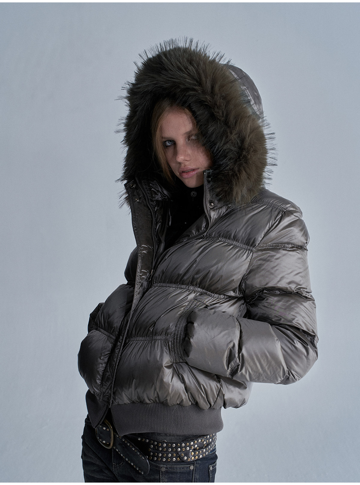 wear And tear 120g Hooded White Duck Down Puffer Jacket
