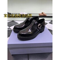 womens black flat shoes