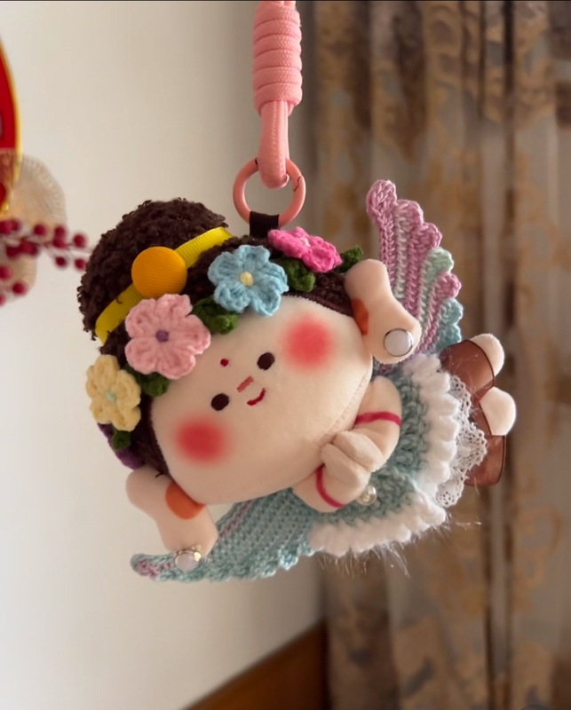 Shanxi Datong Buddhist Cultural and Creative Clouds and Mountains Grottoes Flying Maiden Pendant Lotus Small Buddha Same Style Keychain Doll