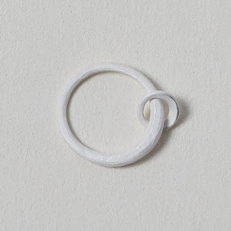OLIOEACETO sterling silver buckle ring