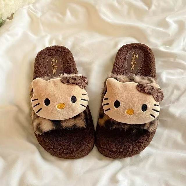 Super Popular Furry Slippers! Leopard Print Kitty Furry Slippers for Women, Suitable for Outdoor Wear, Thick-Soled, Stunning and High-End Home Shoes