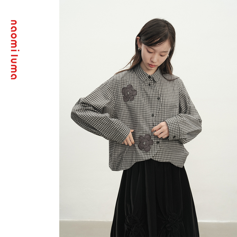 Naomi Luma's Early Autumn Irregular Hem Shirt with Japanese Retro Plaid Floral Patchwork