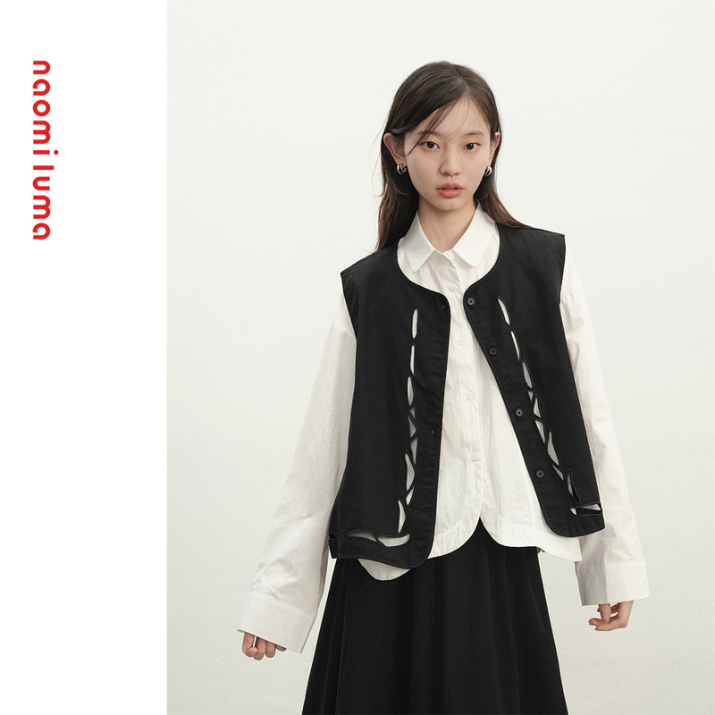 Naomi Luma's Dark-Style Niche Design Hollow Layered Top, Black Sleeveless Vest