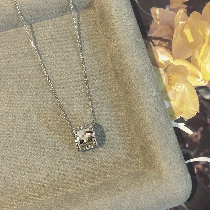 Kaleidoscope Necklace Pendant Shenzhen Shuibeigao Custom-Made All-Over S925 Silver Gold-Plated Four-Leaf Clover Pendant 520 Gift Kaleidoscope Necklace Pendant Shenzhen Shuibeigao Custom-Made All-Over S925 Silver Gold-Plated Four-Leaf Clover Pendant 520 Gift