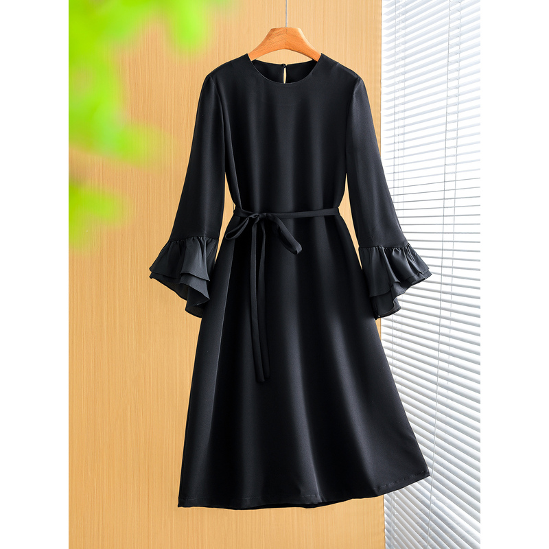 Hardcore Style Little Black Dress~ Heavy Silk Mulberry Silk Stretch Crepe Solid Color Bell Sleeve Dress Qz0181