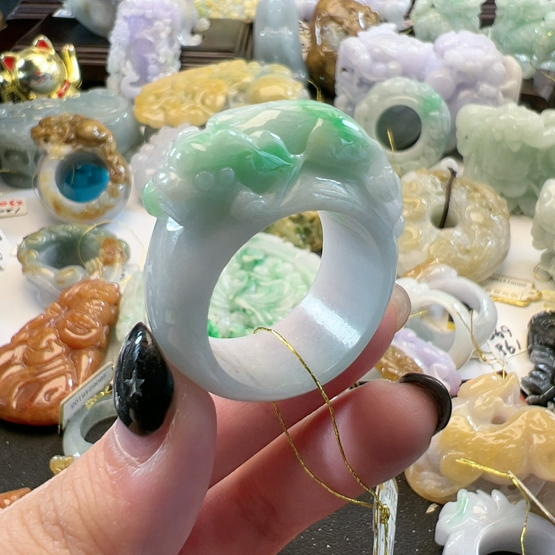 Free certificate natural jadeite Burmese material A goods floating green Pixiu ring 21+