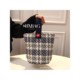 Fashionable and Simple Plaid Korean Canvas Bucket Bag, Casual and Versatile Mommy Bag, Thickened Lunch Box Bag, Handbag