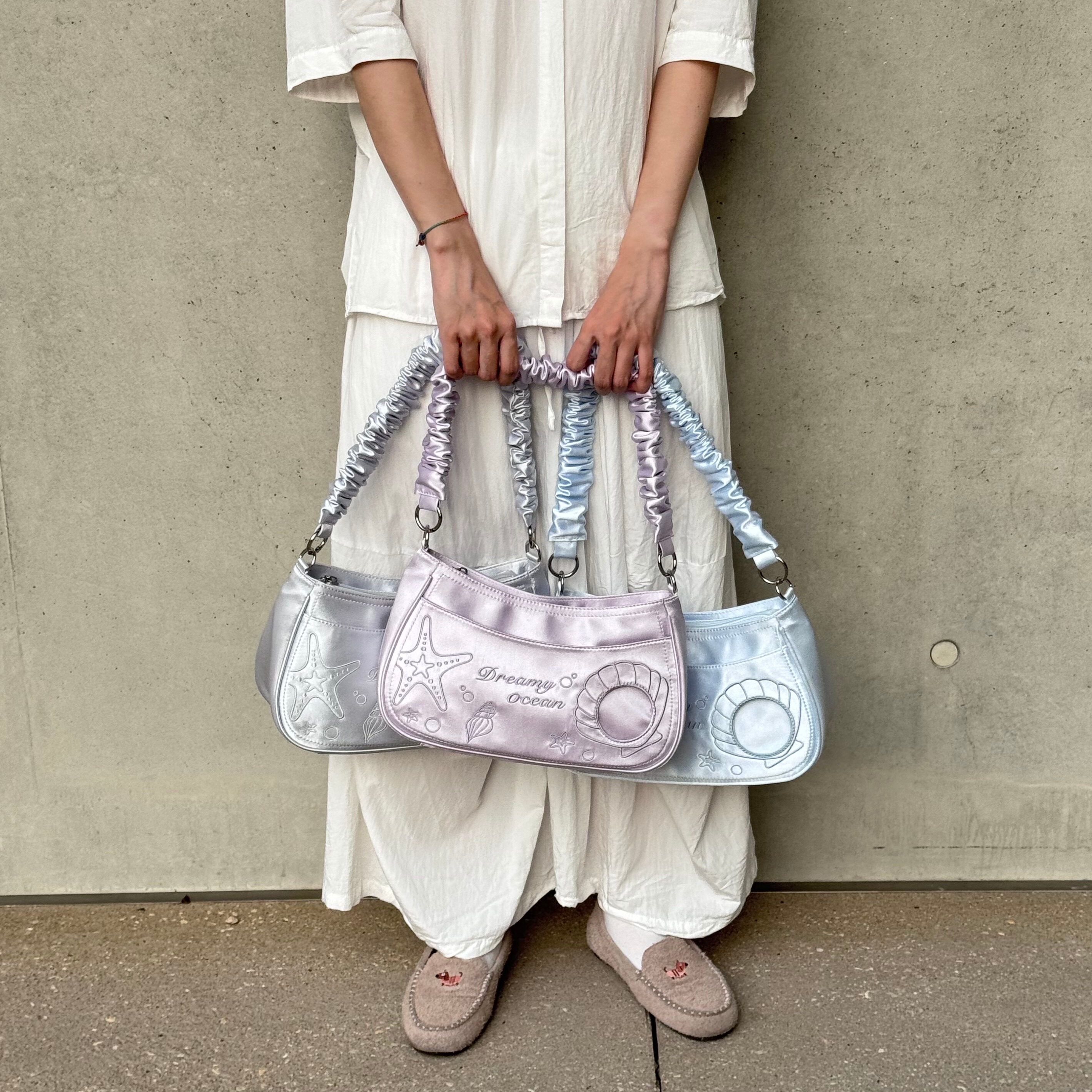 中小食量痛包：斜挎链条的多功能学生潮品