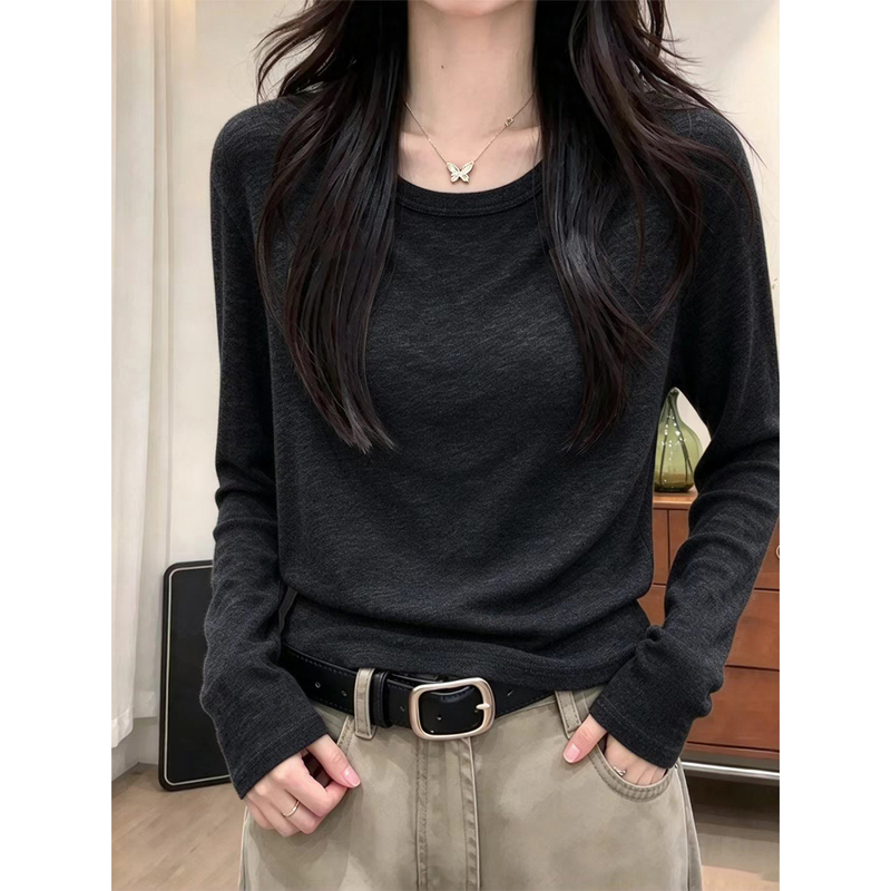 Soft Bamboo Cotton Regular Shoulder Plus-Size Long-Sleeve T-Shirt for Women, Slimming Black Top for Fall and Winter Soft Bamboo Cotton Regular Shoulder Plus-Size Long-Sleeve T-Shirt for Women, Slimming Black Top for Fall and Winter