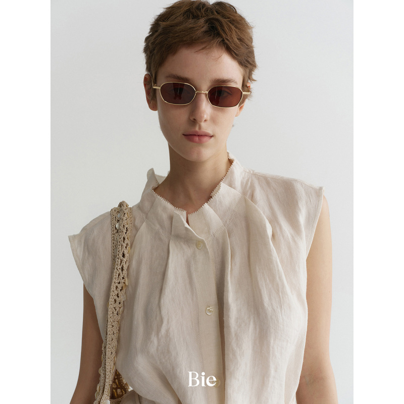 Biebianyue French-Style High-End Top 100% Linen Shirt for Women with a Sense of Design, Pleated Stand-Up Collar, Sleeveless Shirt for Summer