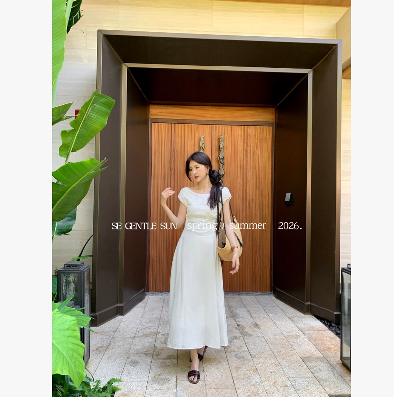 In Stock 【No Returns or Exchanges】06.07 D. Jingjing 88511 Dress Xiuxixi+ In Stock 【No Returns or Exchanges】06.07 D. Jingjing 88511 Dress Xiuxixi+