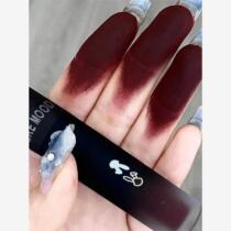 The return of drag sister~Black style lip glaze matte matte velvet lip glaze high-looking student party whitening mud lipstick