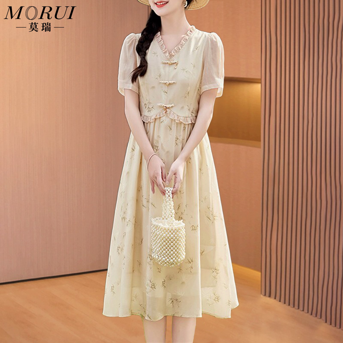 フレンチレトロスタイルのレディースサマードレス、2026年新作、広州十三工場製、人気スタイル、エレガントで若々しいジャンプスーツ。