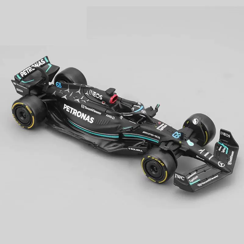 Bburago 1:43 2024 Mercedes-AMG PETRONAS F1 Team W14 Alloy Ca