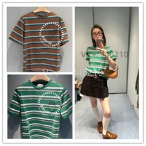 (Qingxin domestic spot new brown green striped letter slim short-sleeved shirt