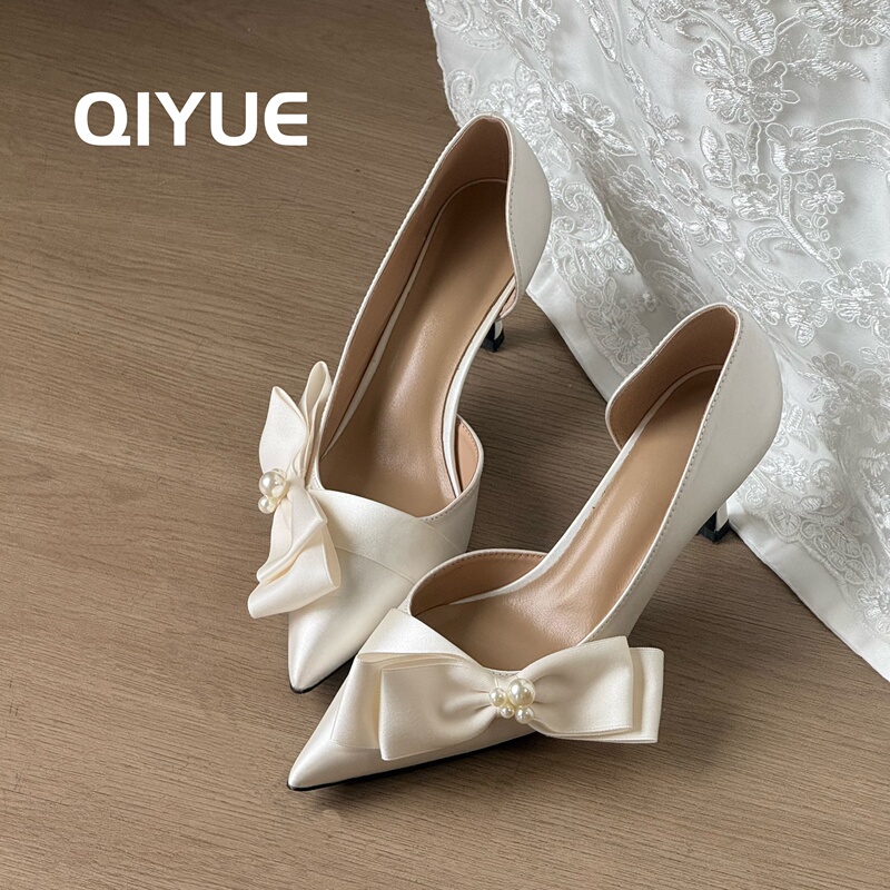 Qiyue French Sweet Style White Moonlight Wedding Shoes White Satin Bow High Heels Bridal Shoes High-End Side Cutout Qiyue French Sweet Style White Moonlight Wedding Shoes White Satin Bow High Heels Bridal Shoes High-End Side Cutout