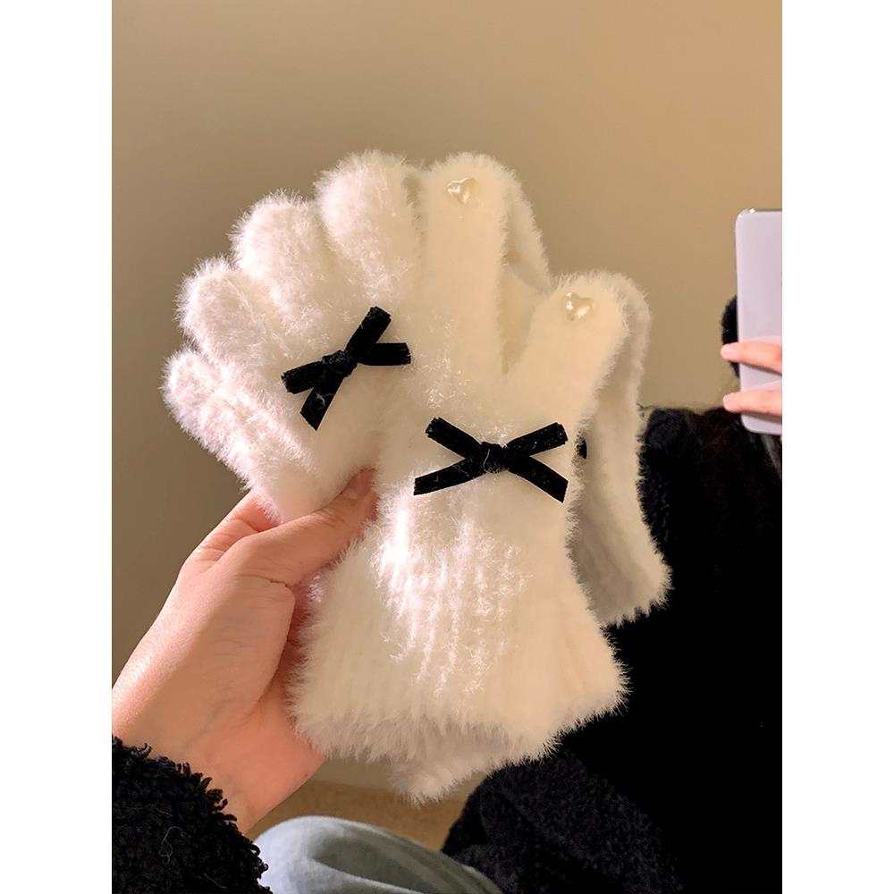 Korean style autumn/winter new velvet bow plush gloves for cycling, warm and cold-proof, cute five-finger white knitted women