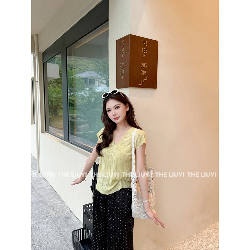 【Liuyi】Fresh and Simple Style~ Summer Cool Ice Silk Knitted Knot Slimming Top 64288