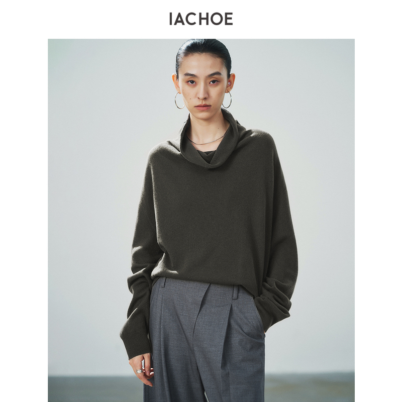 Iachoe Lazy and Relaxed Style All-Wool Swing-Neck Sweater for Women 26 Autumn and Winter Green-Gray Loose Slimming Knitwear