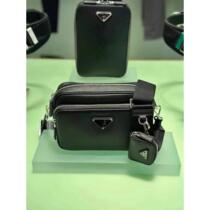 New Recycled Nylon Triangular Logo Letter Camera Bag Womens Chest Bag Shoulder Messenger Bag Men